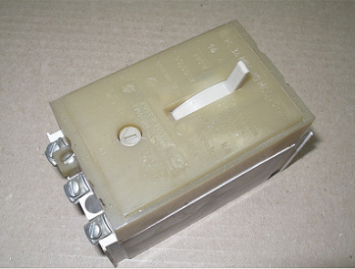Автоматический выключатель АЕ 2036ММ  (10Н-00У3 8 А)